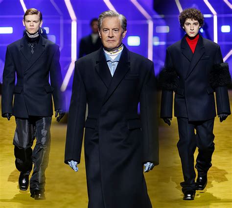 prada sfilata uomo 2022|Prada, la sfilata Uomo Autunno Inverno 2022 in diretta streaming.